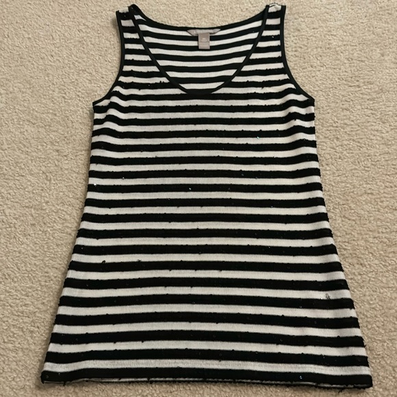 ✨EUC✨ Banana Republic Tank with sparkly sequences - Picture 1 of 4
